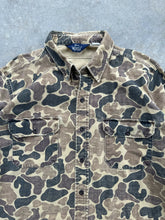 Load image into Gallery viewer, Vintage Distressed Woolrich Duck Camo Chamios (XXL)