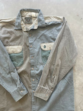 Load image into Gallery viewer, Vintage Mossy Oak Companions Button-Up Shirt (XL)