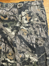 Load image into Gallery viewer, Vintage MossyOak Breakup Camo Adjustable Waist Pants (30-34x31)