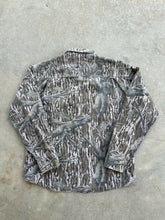 Load image into Gallery viewer, Vintage Rattlers Brand MossyOak Treestand Gen 1 Camo Chamios (M/L)