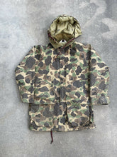 Load image into Gallery viewer, Vintage Duxbak Duck Camo Rain Jacket With Hood (M)