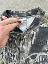 Load image into Gallery viewer, Vintage MossyOak Breakup Camo Henley (XL)