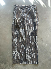 Load image into Gallery viewer, 1990’s Spruce Creek Sportswear Lightweight Trebark Camo Pants (L)