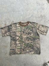 Load image into Gallery viewer, Vintage Realtree Camo Pocket T-Shirt (XXL)