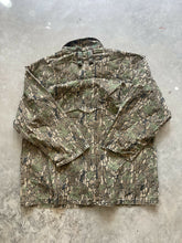 Load image into Gallery viewer, Vintage Trebark Camo Lightweight Jacket (2XL)