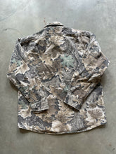 Load image into Gallery viewer, Vintage Cabela’s Realtree Advantage Distressed Chamois (L)