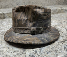 Load image into Gallery viewer, Vintage HAAS Outdoors fedora