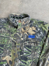 Load image into Gallery viewer, Mossy Oak Obesssion Chamois Button Up (2XL)