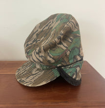 Load image into Gallery viewer, Mossy Oak Greenleaf Insulated Trapper Hat (M)