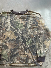 Load image into Gallery viewer, Vintage Realtree Advantage Timber Camo Shirt (2XL)