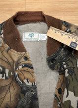 Load image into Gallery viewer, Vintage Mossy Oak Fall Foliage Jacket Medium USA