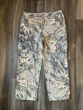 Load image into Gallery viewer, 1990’s Mossy Oak Gen 1 Breakup Camo Adjustable Waist Chamois Pants (XL)