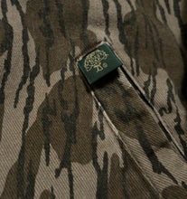 Load image into Gallery viewer, 90’s Mossy Oak Bottomland Jacket (L-XL) 🇺🇸