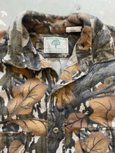 Load image into Gallery viewer, 1990’s Mossy Oak Fall Foliage Camo Chamois Shirt (S)