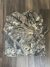 Load image into Gallery viewer, 1990’s Mossy Oak Gen 1 Breakup Camo Mississippi Chemical Corporation Long Sleeve Shirt (XL)