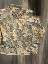 Load image into Gallery viewer, 1990’s Walls Realtree Advantage Camo Button-Up Shirt (2XL)