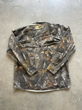 Load image into Gallery viewer, 2000’s Whitewater Realtree Hardwoods Camo Button Up Shirt (L)
