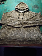 Load image into Gallery viewer, Habit Pullover