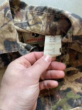 Load image into Gallery viewer, Vintage Mossy Oak Forest Floor Camo Button Up Shirt (S)