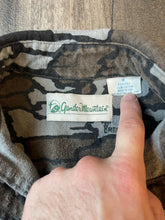 Load image into Gallery viewer, Vintage Trebark Camo Chamois Shirt (Women’s -S)