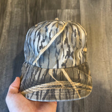 Load image into Gallery viewer, 1990’s Mossy Oak Shadowgrass Camo Blank SnapBack Hat