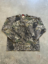 Load image into Gallery viewer, Vintage Mossy Oak Breakup Camo Henley Shirt (XL)