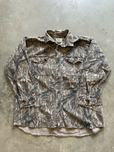 Load image into Gallery viewer, Vintage Mossy Oak Treestand Camo Distressed Chamois Shirt (2XL)