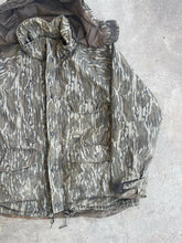 Load image into Gallery viewer, Vintage Remington Gore Tex Bottomland Camo Jacket (XXL)