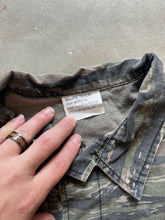 Load image into Gallery viewer, Vintage Tiger Stripe Camo Shacket (2XL)