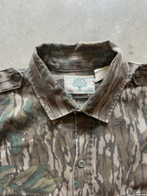 Load image into Gallery viewer, Vintage Mossy Oak Greenleaf Camo Strap Shirt (M)