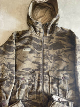 Load image into Gallery viewer, Vintage Columbia Wool Camo Jacket and Pants Set (XL)