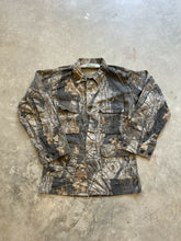 Load image into Gallery viewer, Vintage Realtree Hardwoods Shacket (Small-tall)