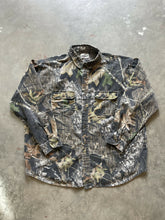 Load image into Gallery viewer, 2000’s Mossy Oak Breakup Camo Button Up Shirt (2XL)