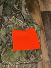 Load image into Gallery viewer, Mossy Oak Full Foliage Turkey Strap Vest