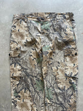 Load image into Gallery viewer, Vintage Liberty Realtree Advantage Camo Adjustable Waist Pants (XL)