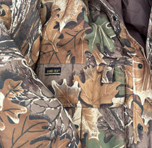 Load image into Gallery viewer, 90’s Woolrich Realtree Goretex 3 in 1 Jacket (M)