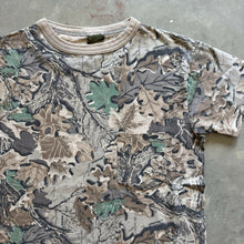 Load image into Gallery viewer, Vintage Distressed Realtree Advantage Camo Shirt (S)