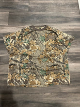 Load image into Gallery viewer, Vintage Realtree Advantage Camo T-Shirt (3XL)