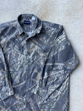 Load image into Gallery viewer, Vintage Mossy Oak Shadow Branch Camo Button-Up (2XL)