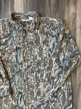 Load image into Gallery viewer, 1990’s Mossy Oak Treestand Camo Chamois Shirt (3XL)