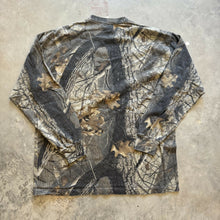 Load image into Gallery viewer, Vintage Realtree Hardwoods Camo Shirt (L)