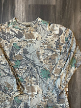 Load image into Gallery viewer, Vintage Realtree Advantage Camo Long Sleeve Shirt (M)