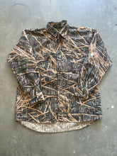 Load image into Gallery viewer, Vintage Mossy Oak Shadowgrass Chamois Shirt (XL)