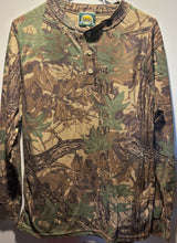 Load image into Gallery viewer, Cabela’s thermal shirt