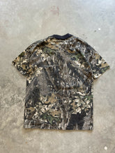 Load image into Gallery viewer, Vintage Mossy Oak Breakup Camo Polo Shirt (L)
