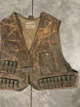 Load image into Gallery viewer, 90’a McAlister Mossy Oak Shadow Grass Waxed Canvas Shell Vest 🇺🇸