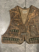 Load image into Gallery viewer, 90’a McAlister Mossy Oak Shadow Grass Waxed Canvas Shell Vest 🇺🇸