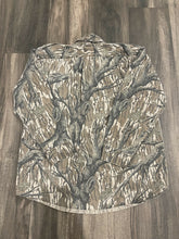 Load image into Gallery viewer, 1990’s Mossy Oak Treestand Camo Strap Shirt (L)