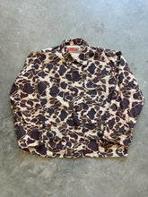 Load image into Gallery viewer, Vintage Duck Camo Button Up Shirt (L)