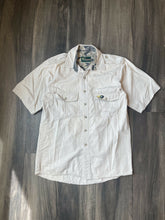 Load image into Gallery viewer, Vintage Mossy Oak Breakup Camo Shirt (S)